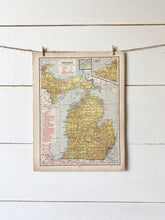 Load image into Gallery viewer, Minnesota/Michigan Vintage Map